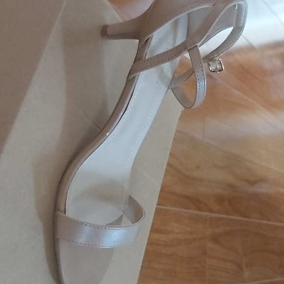 Shoes - Picture 3 of 3